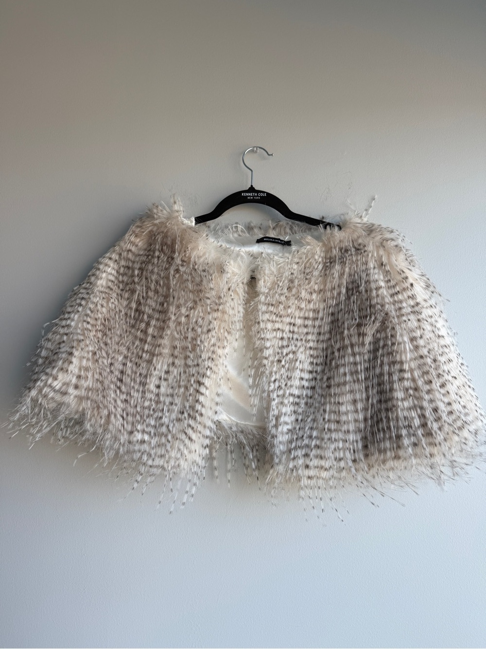 Faux Feather shawl in Cream -